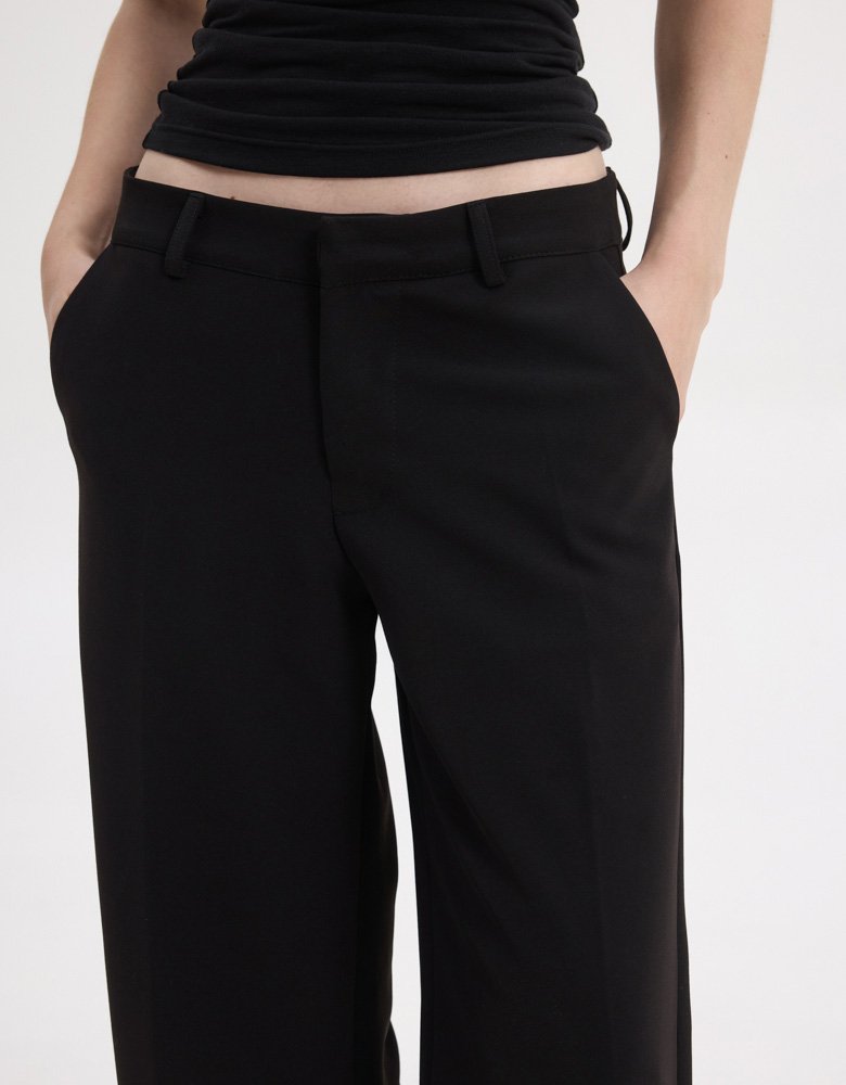 Sunset go Tyra low waisted pants black
